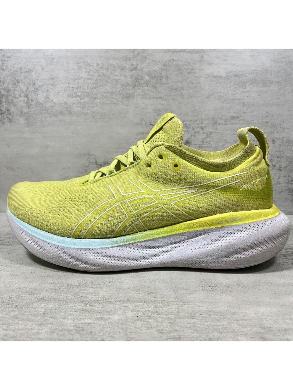 Asics Gel Nimbus 25 Running Shoes - Men's Size 9 - Yellow